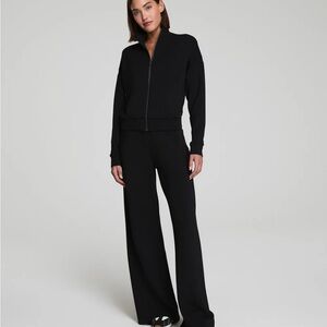 ❤️‍🔥 SPANX AirEssentials Track Jacket & Wide Leg Track Pant Set Black XS